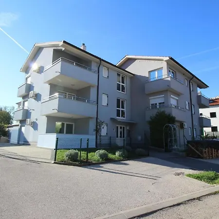 In Mit Eigenem Balkon - B59556 Apartment