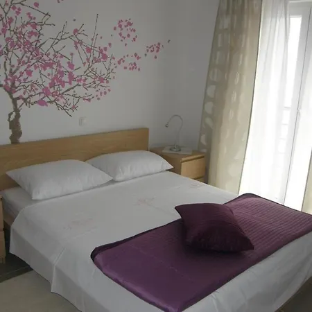 Daire In Mit Eigenem Balkon - B59556