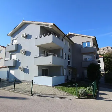 In Mit Eigenem Balkon - B59556